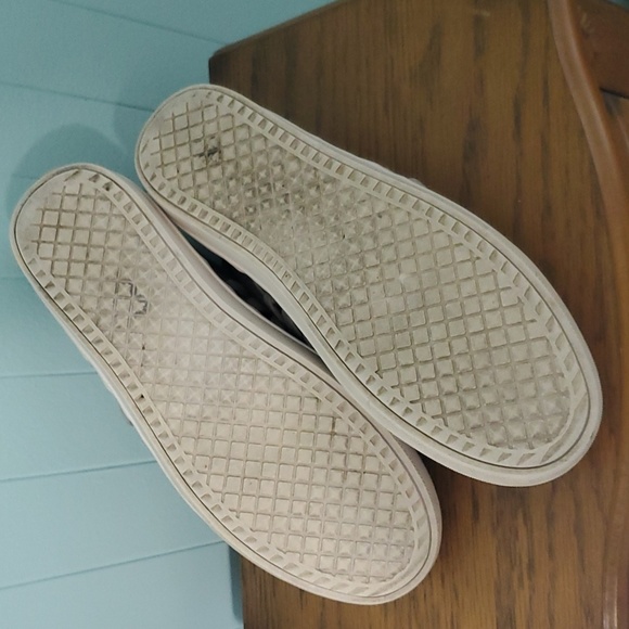 Steve Madden Lancer gray sneaker tennis shoe - Picture 9 of 10